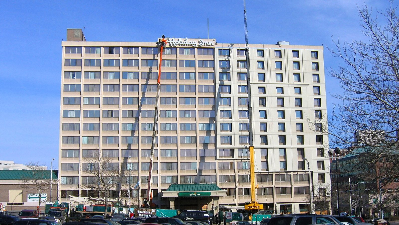Future plans call for the addition of a second tower which will contain condominium units and additional hotel rooms.